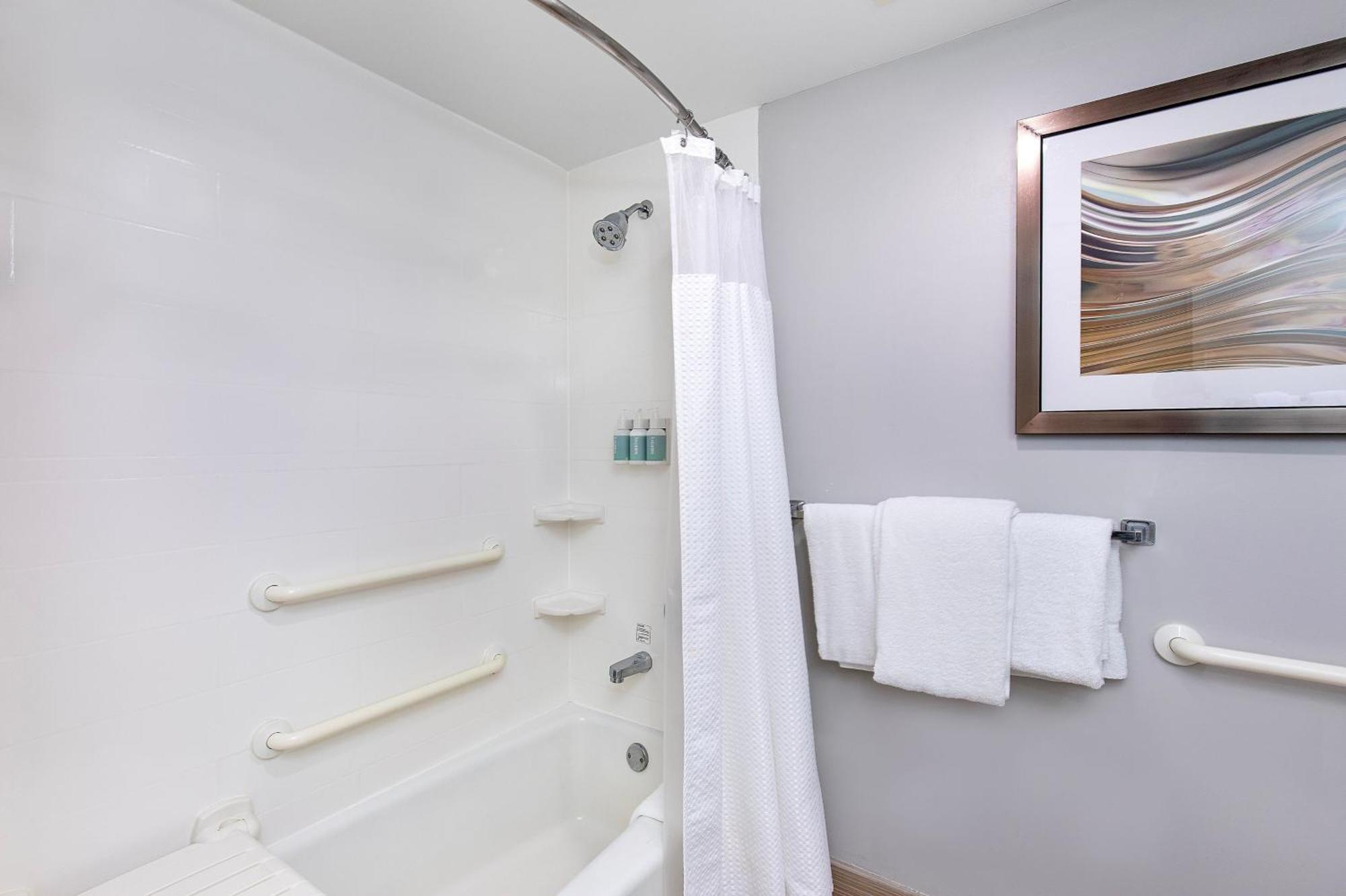 Готель Courtyard By Marriott Lexington North Екстер'єр фото
